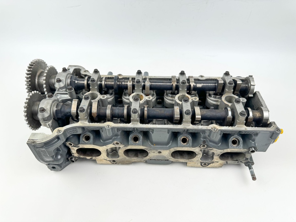 2004 Suzuki 140 HP 4 Stroke Outboard Cylinder Head 11100-90J11 OEM