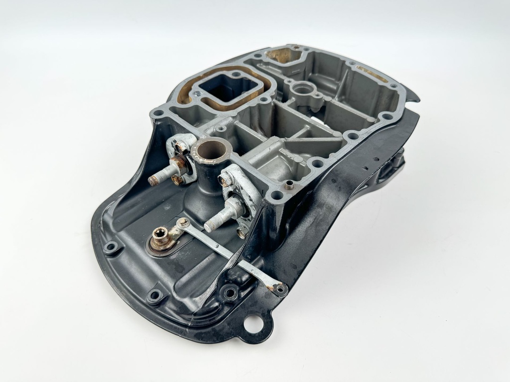 2004 Suzuki 140 HP 4 Stroke Outboard Engine Holder 51110-90822-0EP OEM