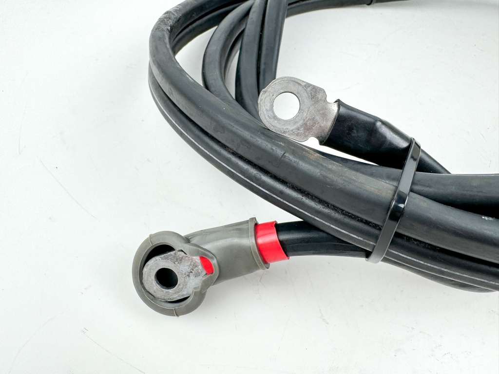 2007 Suzuki 200 HP 4 Stroke Outboard Battery Cables 33810-98J01 OEM