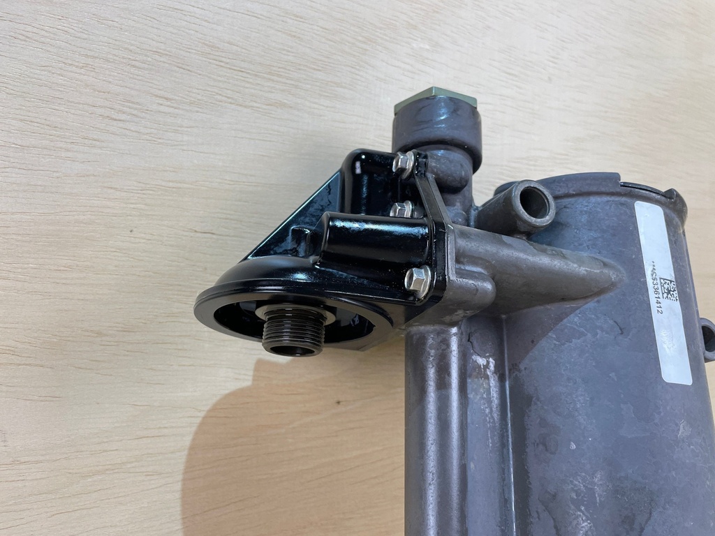 Mercury Verado 2.6L Outboard Oil Cooler Assembly 8M0092405