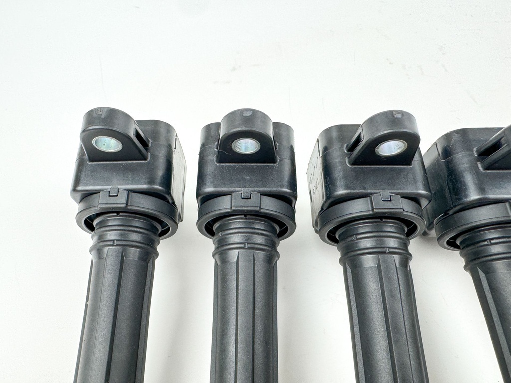 2007 Suzuki 200 HP 4 Stroke Outboard Ignition Coil Set 33410-93J00 OEM