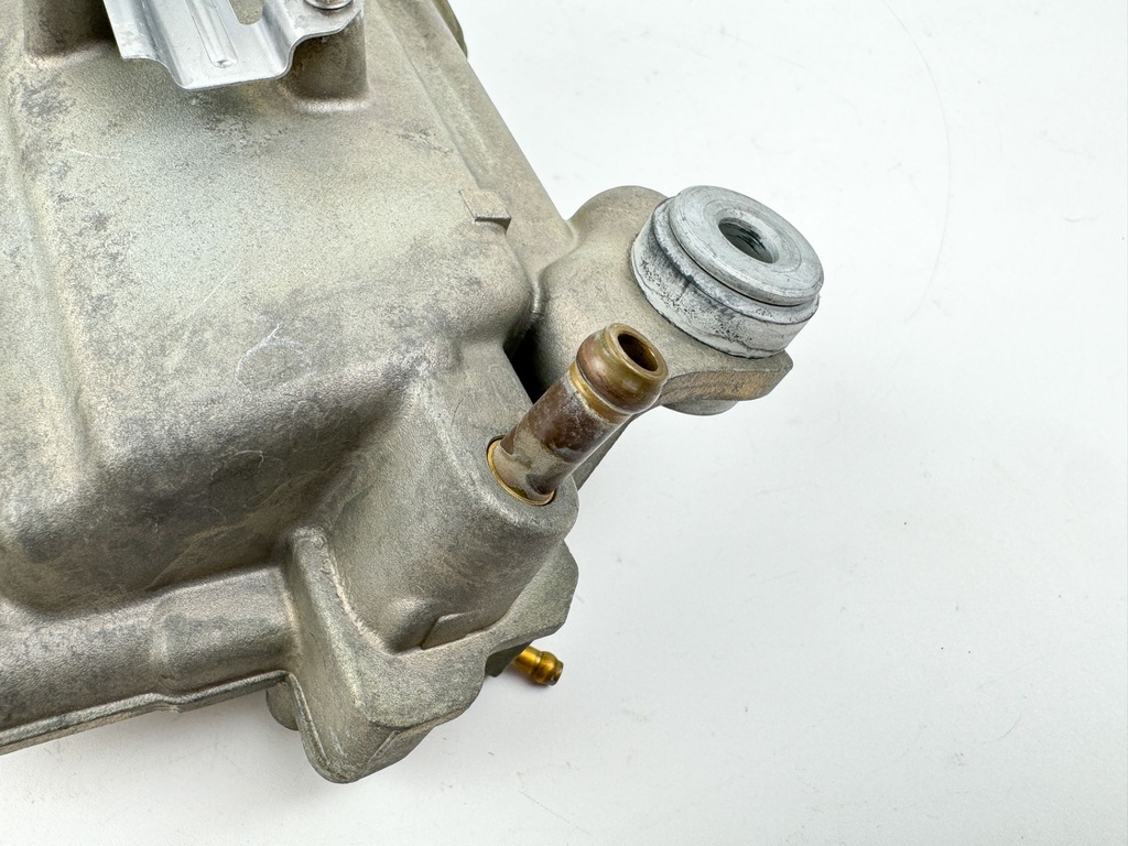 2007 Suzuki 200 HP 4 Stroke Outboard Vapor Separator Tank VST 15600-93J02 OEM