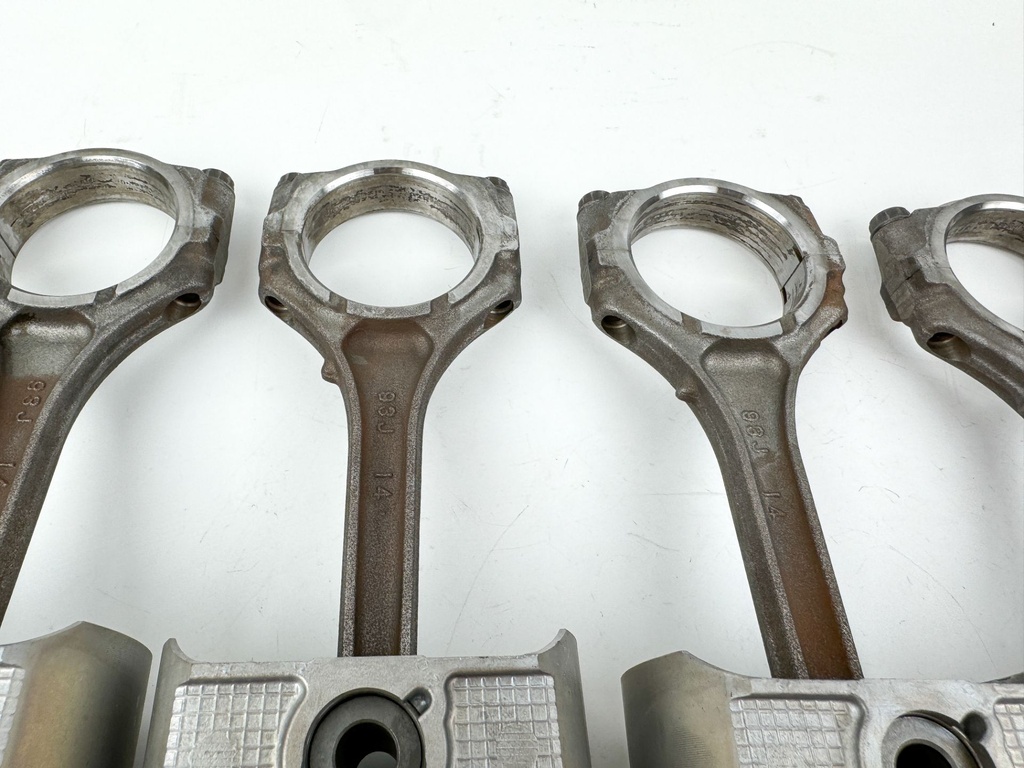 04 + Suzuki DF 225 250 HP 4 Stroke Outboard Piston Connecting Rod Set 12111-93J02-0B0