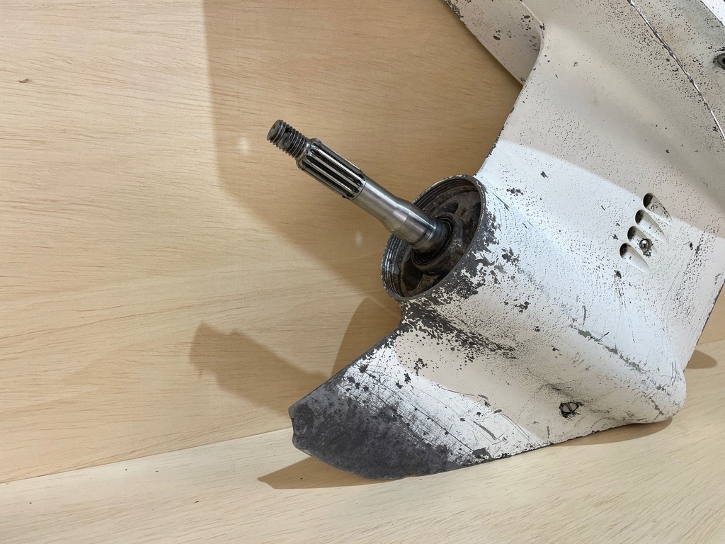 1986 Johnson 90HP 20" Lower Unit Gearcase 0398182