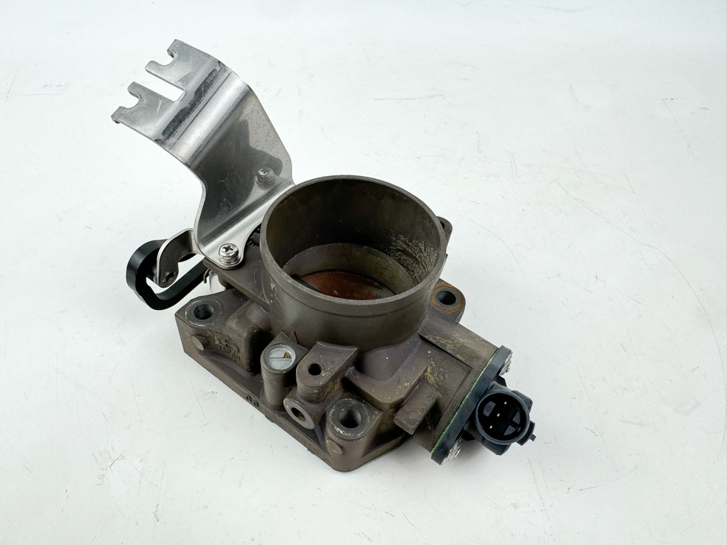 Honda 200 HP 4 Stroke Outboard Throttle Body Assembly 16400-ZY3-013 OEM 2002