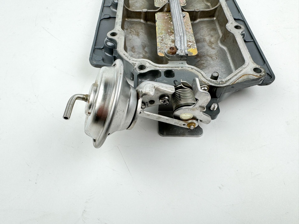 Honda 200 225 250 HP 4 Stroke Outboard Intake Manifold Cover 17130-ZY3-003ZA