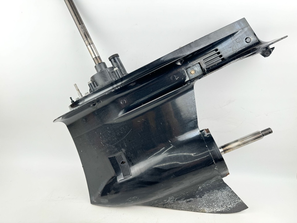 2007 Suzuki DF300 300HP 25" XL Lower Unit Gear Case  - Needs Driveshaft