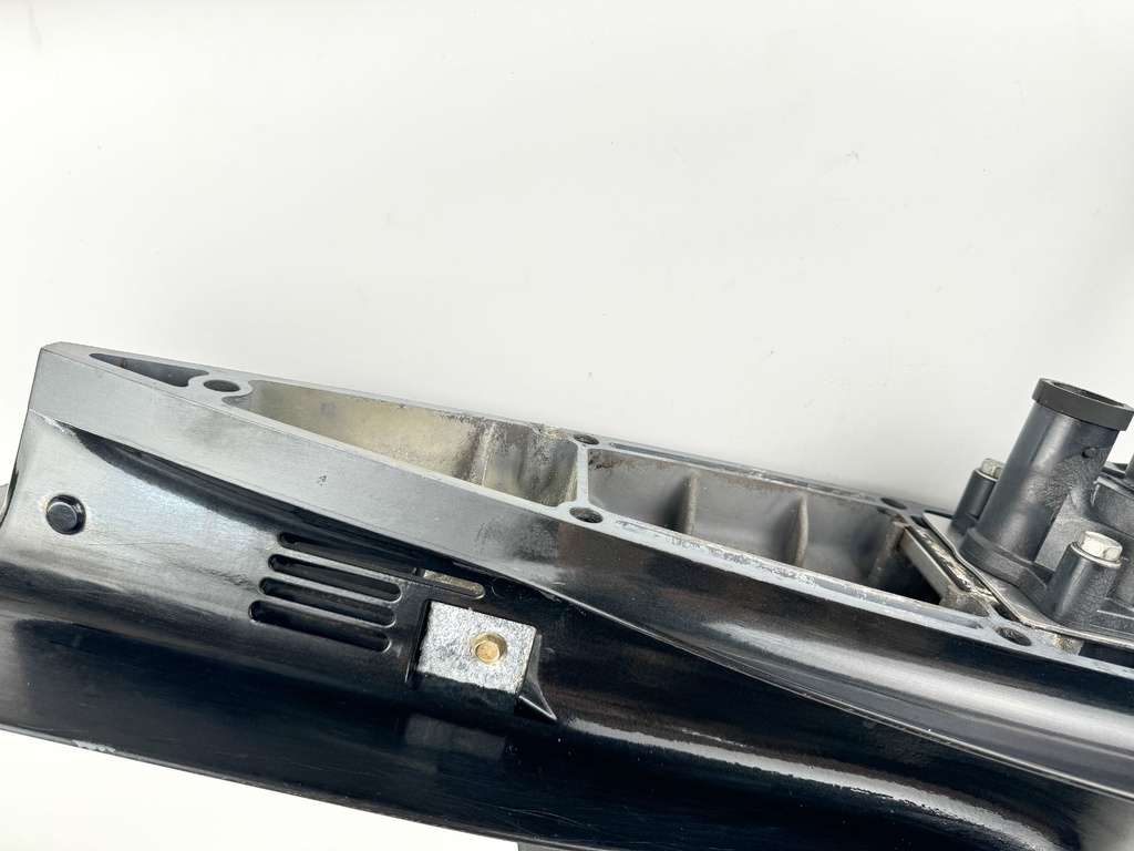 2007 Suzuki DF300 300HP 25" XL Lower Unit Gear Case  - Needs Driveshaft