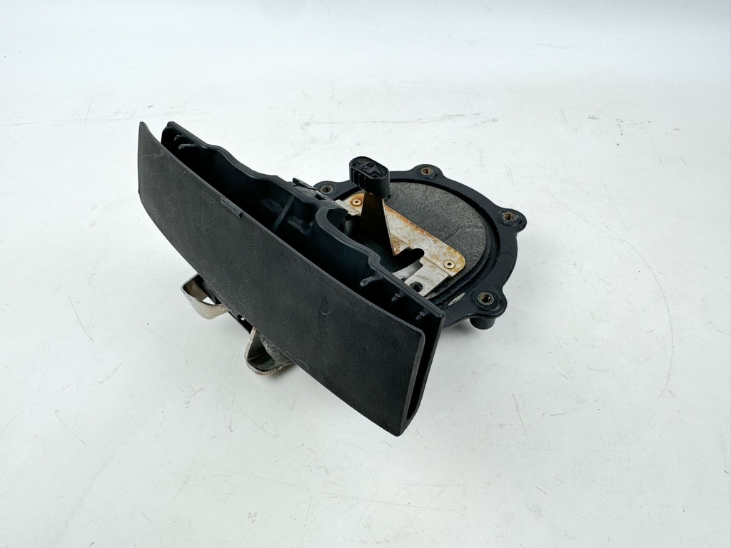 2007 Mercury 150 HP 4 Stroke Outboard Back Rear Latch Handle 896617A04 OEM