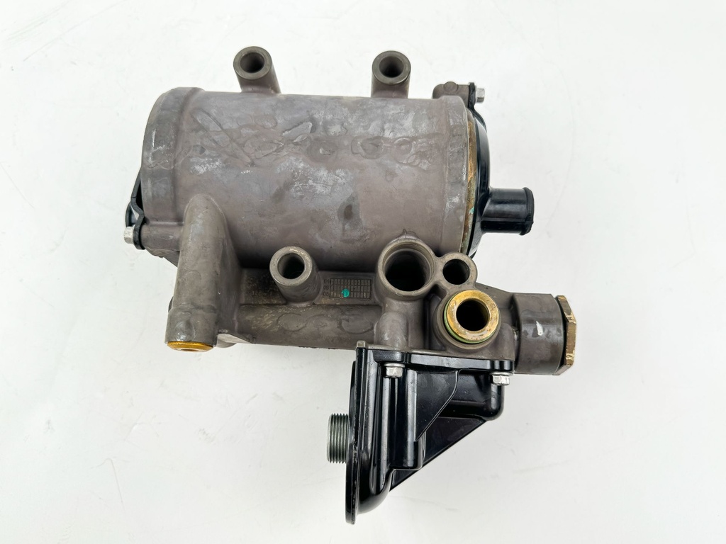 2007 Mercury 150 HP 4 Stroke Outboard Integrated Oil Cooler Module 892801T01 OEM