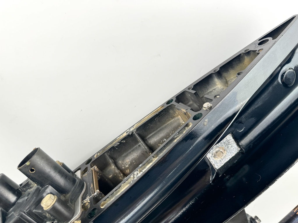 2019 Suzuki 150 HP 4 Stroke Outboard 25" Lower Unit Gear Case 55110-93J20-YAY OEM