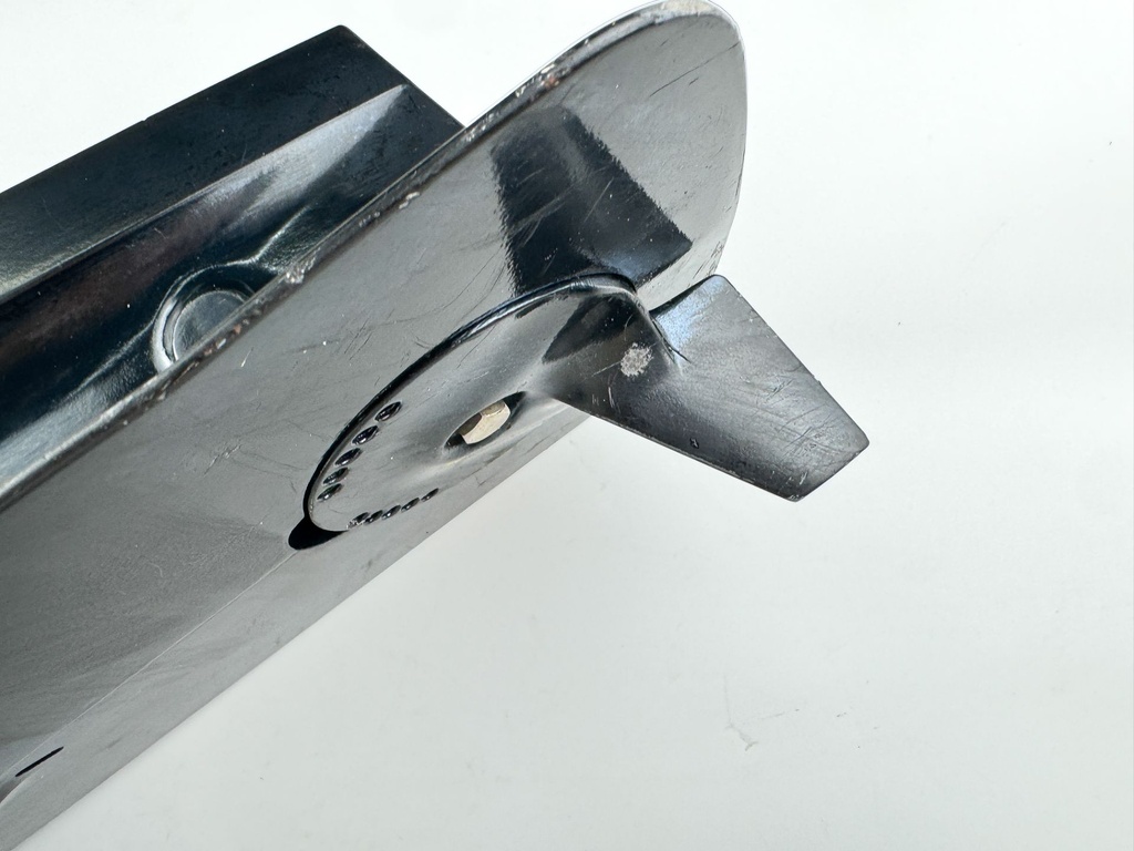 2019 Suzuki 150 HP 4 Stroke Outboard 25" Lower Unit Gear Case 55110-93J20-YAY OEM