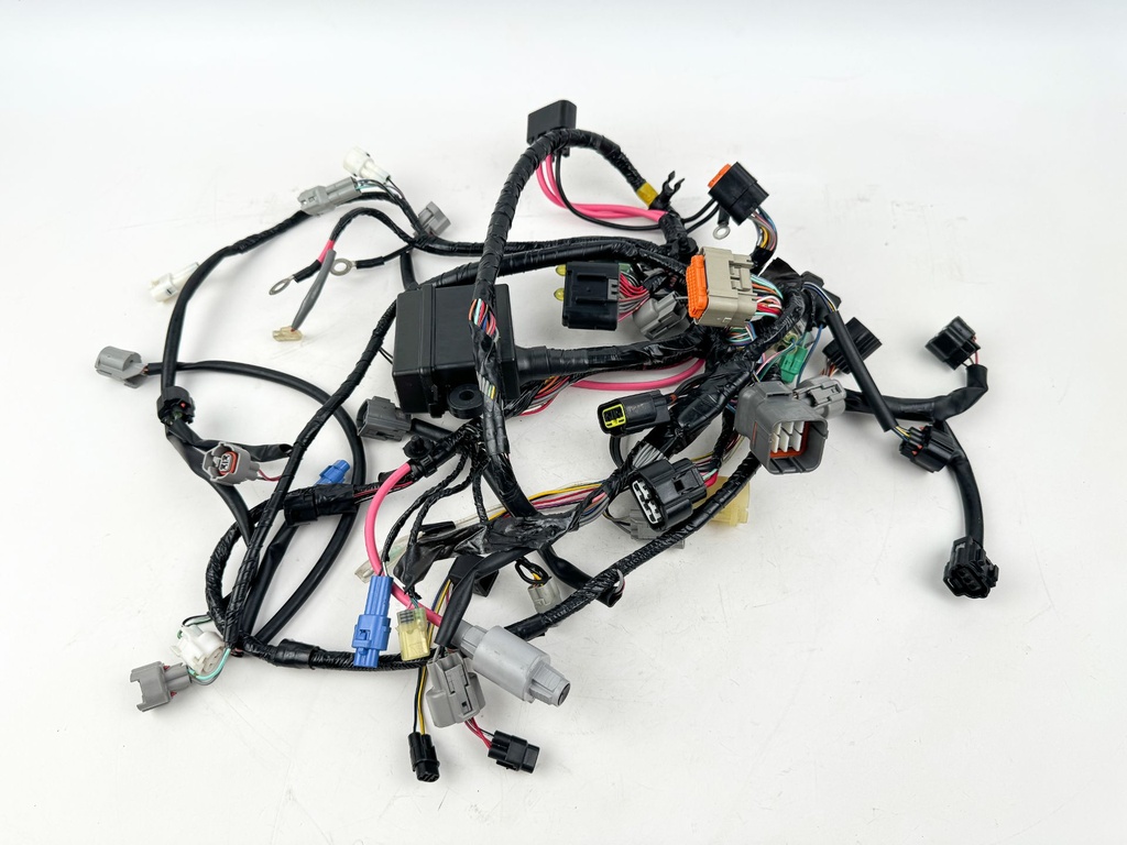 2019 Suzuki 150 HP 4 Stroke Outboard Engine Wire Harness 36610-96L40 OEM