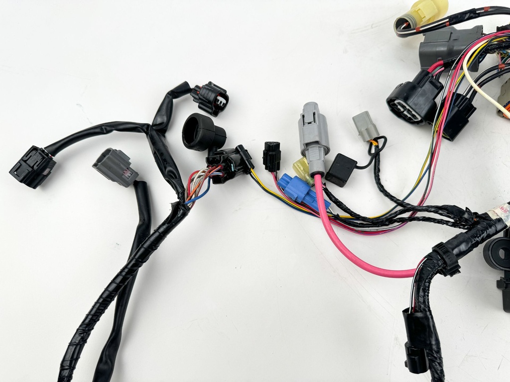 2019 Suzuki 150 HP 4 Stroke Outboard Engine Wire Harness 36610-96L40 OEM