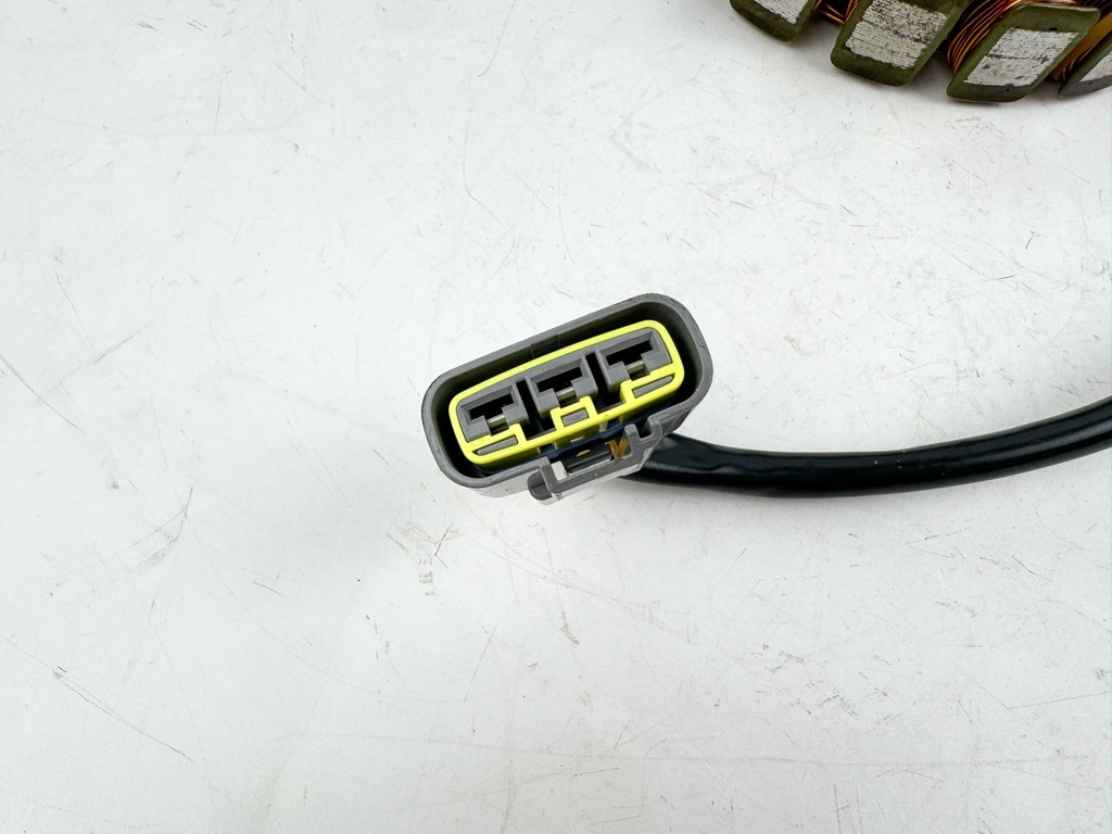 2019 Suzuki 150 HP 4 Stroke Outboard Stator Charging Coil 32120-96J00 OEM