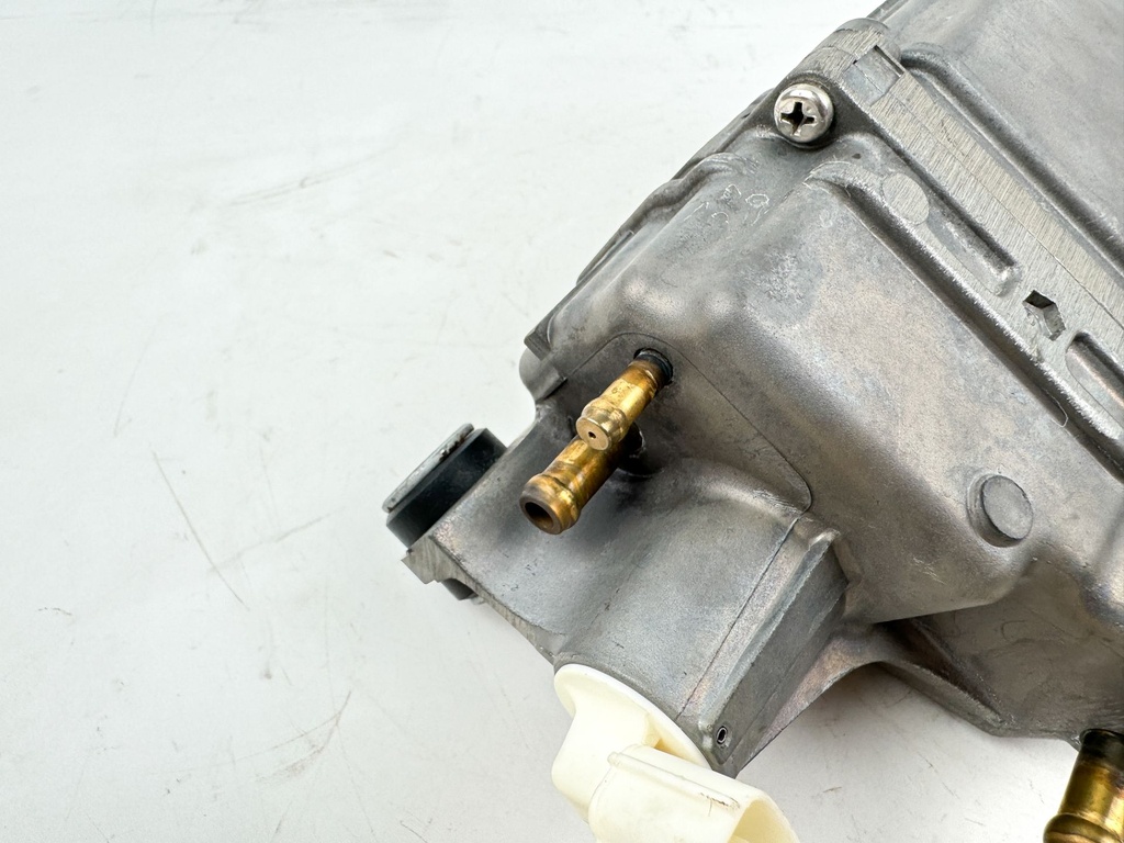 2019 Suzuki 150 HP 4 Stroke Outboard Vapor Separator Tank VST 15600-96J02 OEM