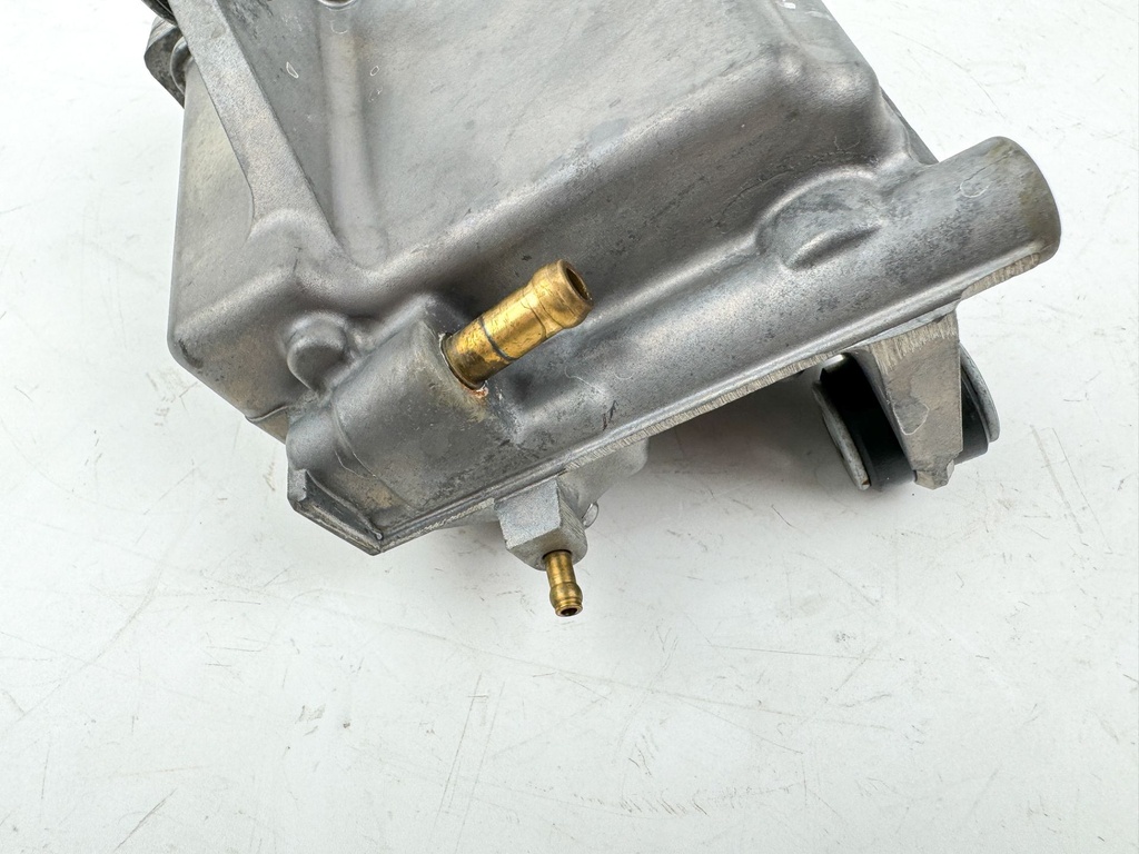 2019 Suzuki 150 HP 4 Stroke Outboard Vapor Separator Tank VST 15600-96J02 OEM