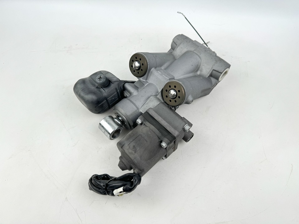 2019 Suzuki 150 HP 4 Stroke Outboard Power Trim Tilt Unit 48000-96J13 OEM