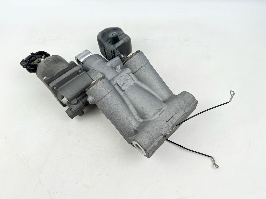 2019 Suzuki 150 HP 4 Stroke Outboard Power Trim Tilt Unit 48000-96J13 OEM