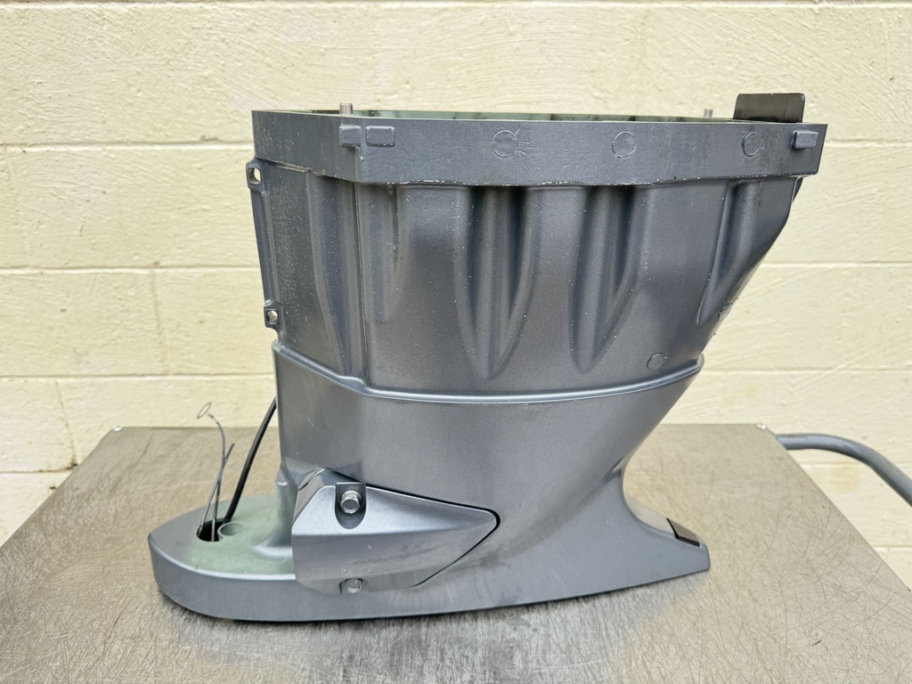 2004 & Up Yamaha 150HP 4 Stroke Outboard 20" Upper Casing Mid Section