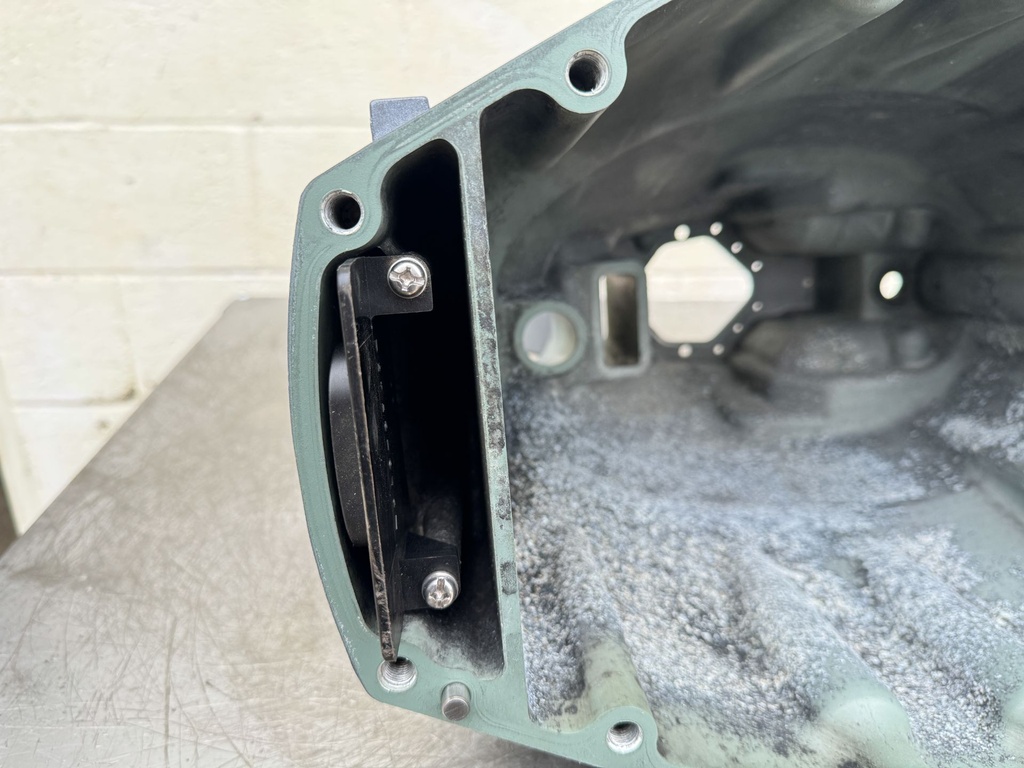 2004 & Up Yamaha 150HP 4 Stroke Outboard 20" Upper Casing Mid Section