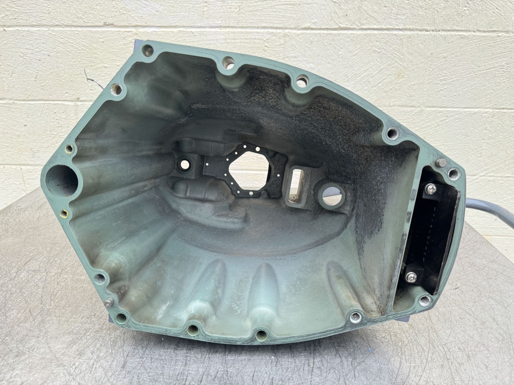 Yamaha 150HP 4 Stroke Outboard 20" Upper Casing Mid Section 2004 +