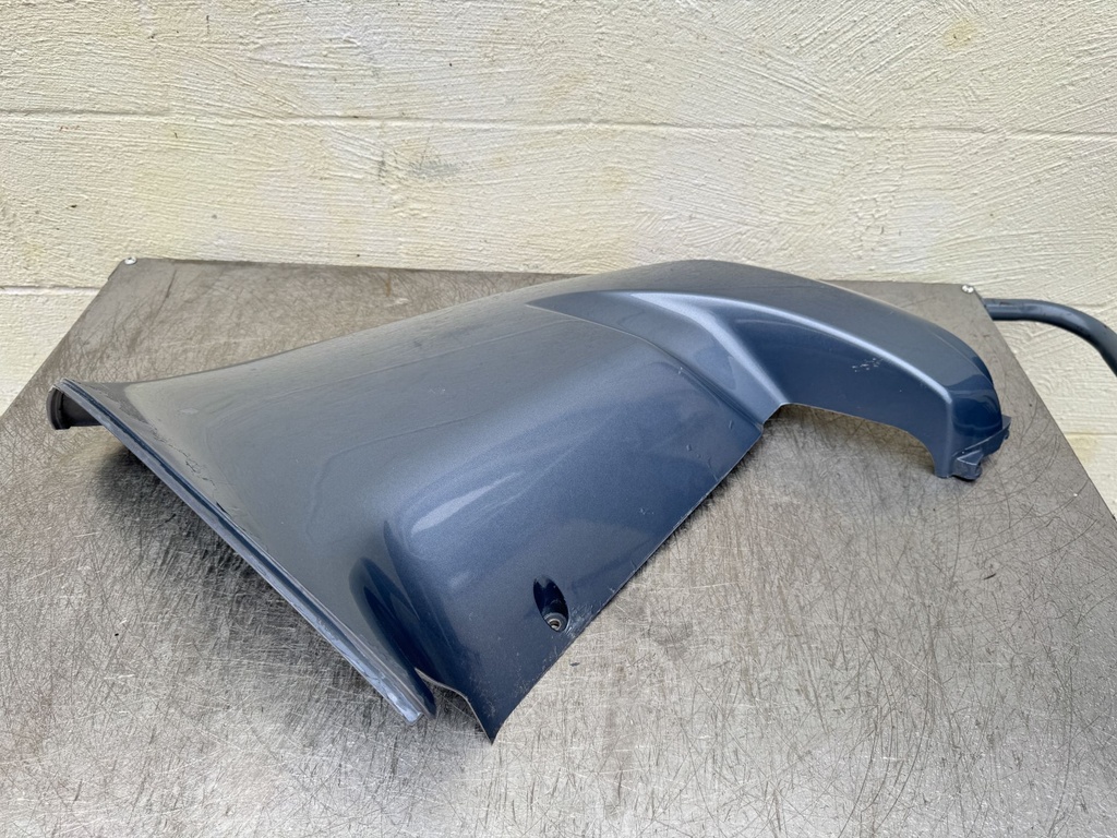 Yamaha 250HP 3.3L Outboard Port Starboard Apron Lower Pans Cowling 69J-42741-00-8D
