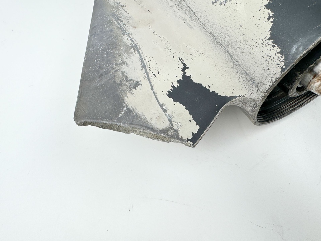 1996 Johnson 150 HP 2 Stroke Outboard 20" Long Lower Unit Gear Case 5007022