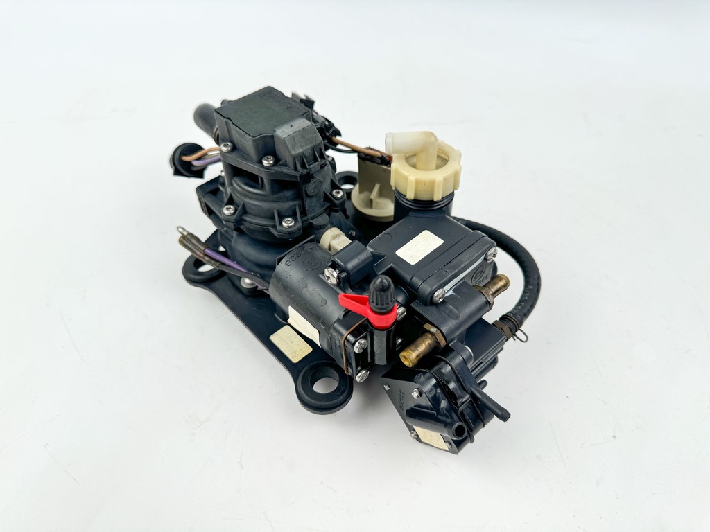1996 Johnson 150 HP 2 Stroke Outboard VRO Fuel Pump Assembly W/ Primer 0435555