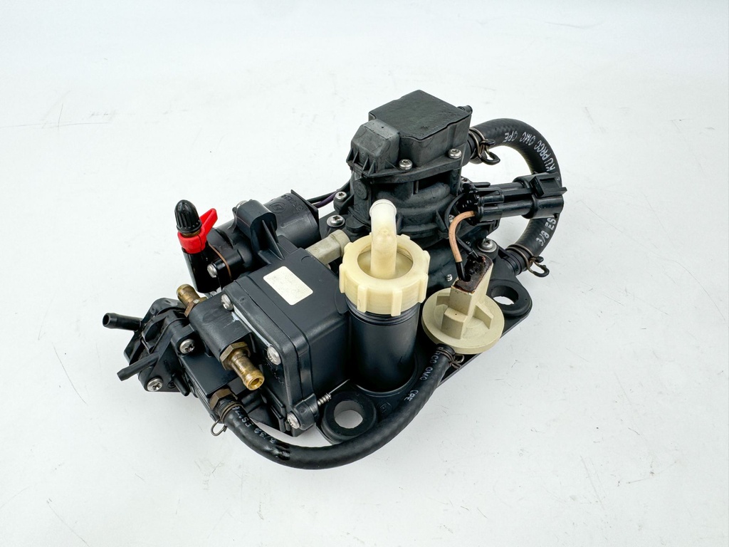 1996 Johnson 150 HP 2 Stroke Outboard VRO Fuel Pump Assembly W/ Primer 0435555