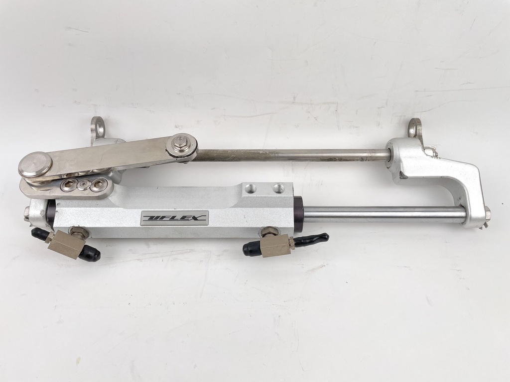 UFlex Outboard Hydraulic Steering Cylinder Ram