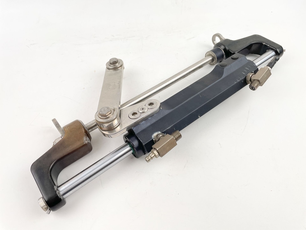 Mercury Outboard Hydraulic Power Steering Arm 897974-A01