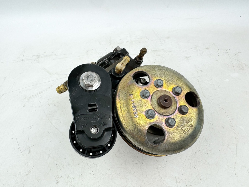 2006 Mercury 115 HP 2 Stroke Outboard Air Compressor Assembly 854333T07 OEM