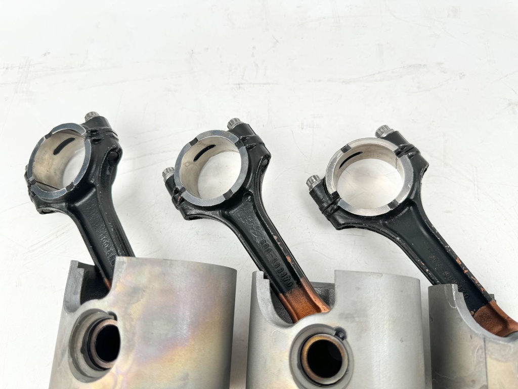 2006 Mercury 115 HP 2 Stroke Outboard Piston & Connecting Rod Set 879858T03 OEM