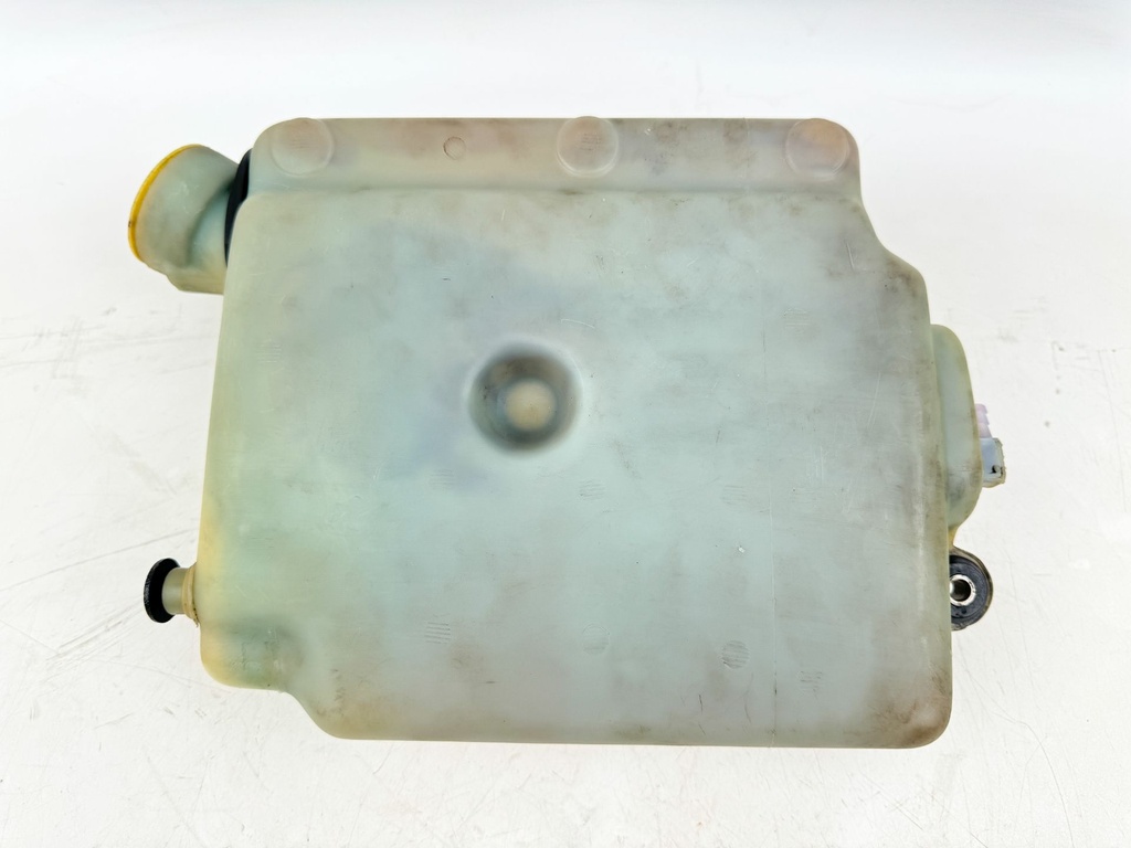 2000 Mercury 90 HP 2 Stroke Outboard Oil Tank 828361A2 OEM