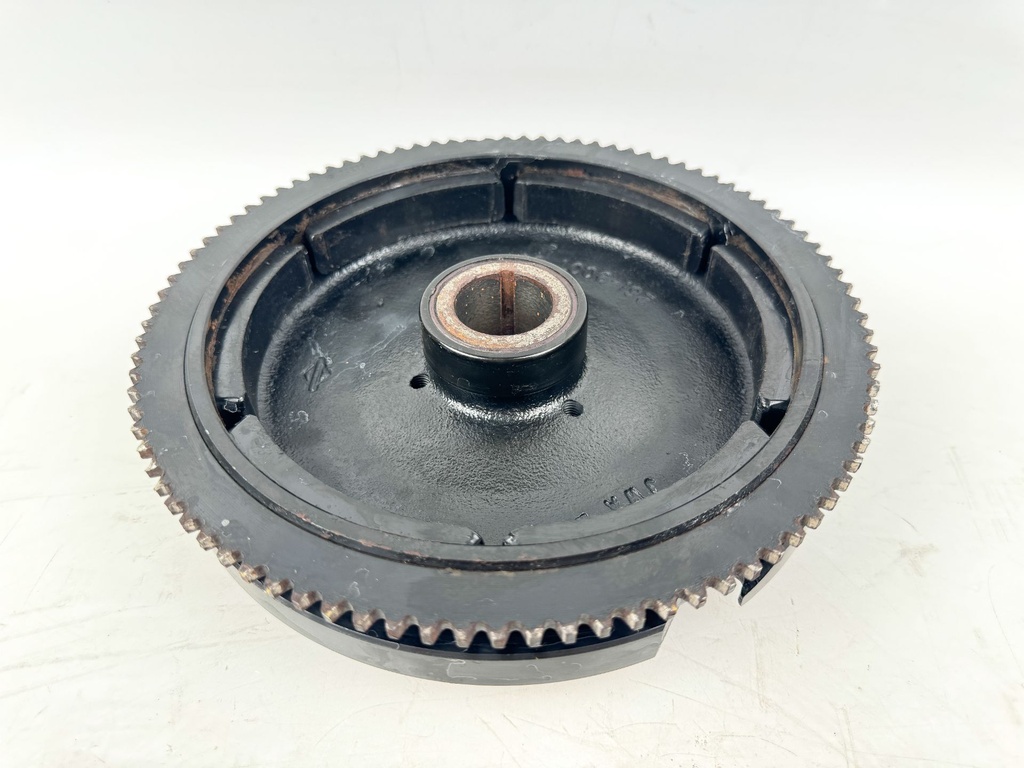 2000 Mercury 90 HP 2 Stroke Outboard Flywheel 878226T10 OEM