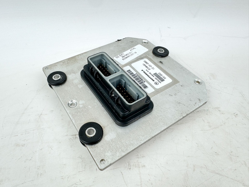 2004 Mercury 60 HP 4 Stroke Outboard Engine Control Unit ECU 89195238T OEM