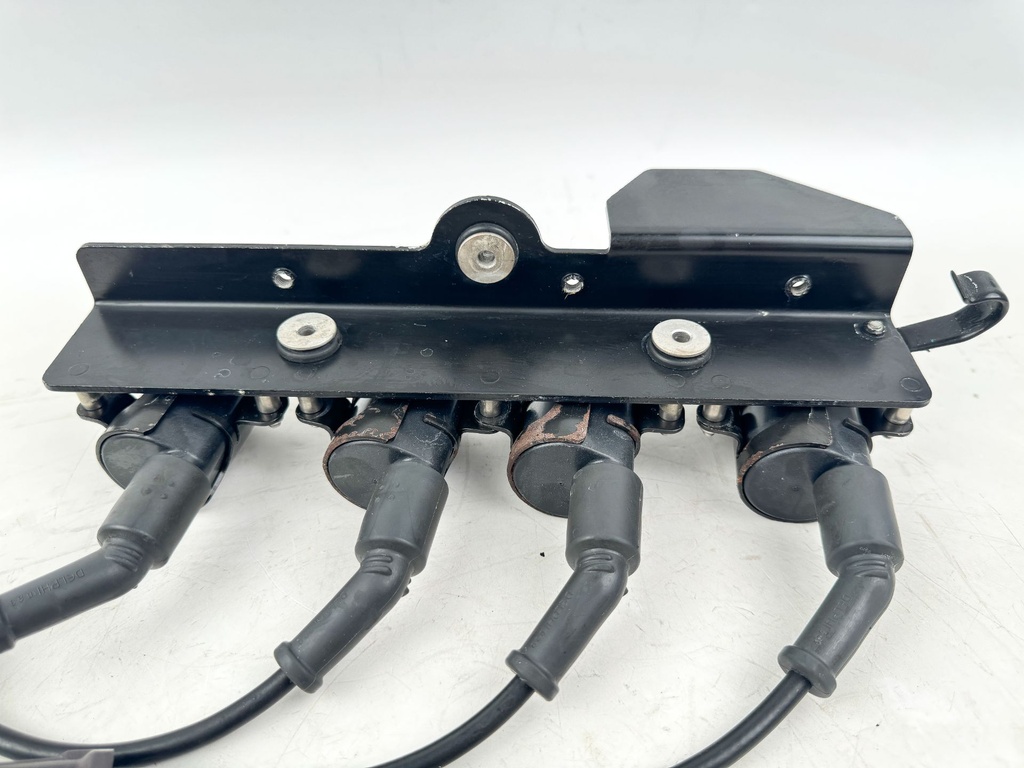 2004 Mercury 60 HP 4 Stroke Outboard Ignition Coil Set W/ Plate 879984T00 OEM