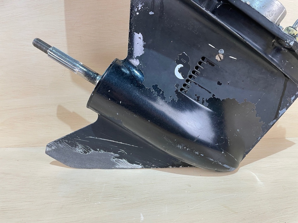 Mercury Verado 250HP Lower Unit Gear Case RH Standard Rotation