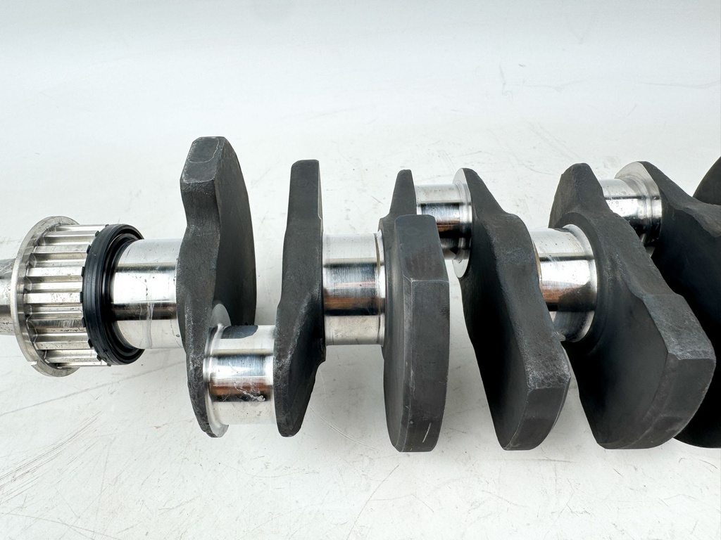 2004 Mercury 60 HP 4 Stroke Outboard Crankshaft 857077T1 OEM