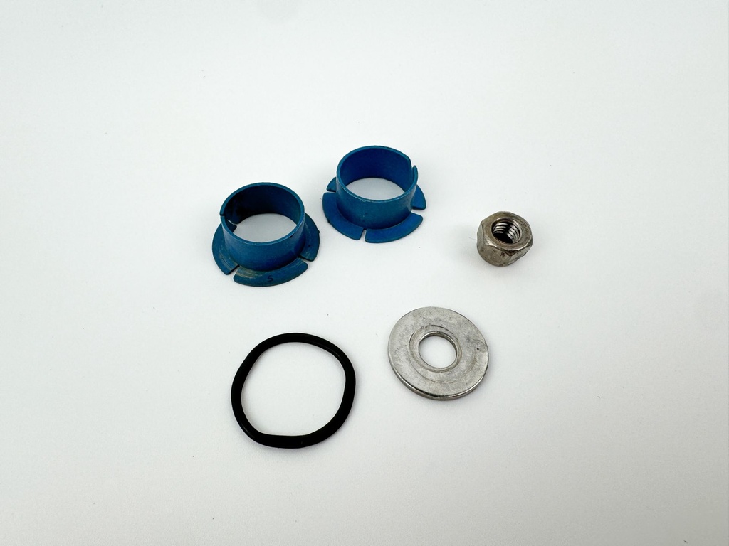 1999 Mercury 200 HP 2 Stroke Outboard Back Latch Handle 821253F1 OEM