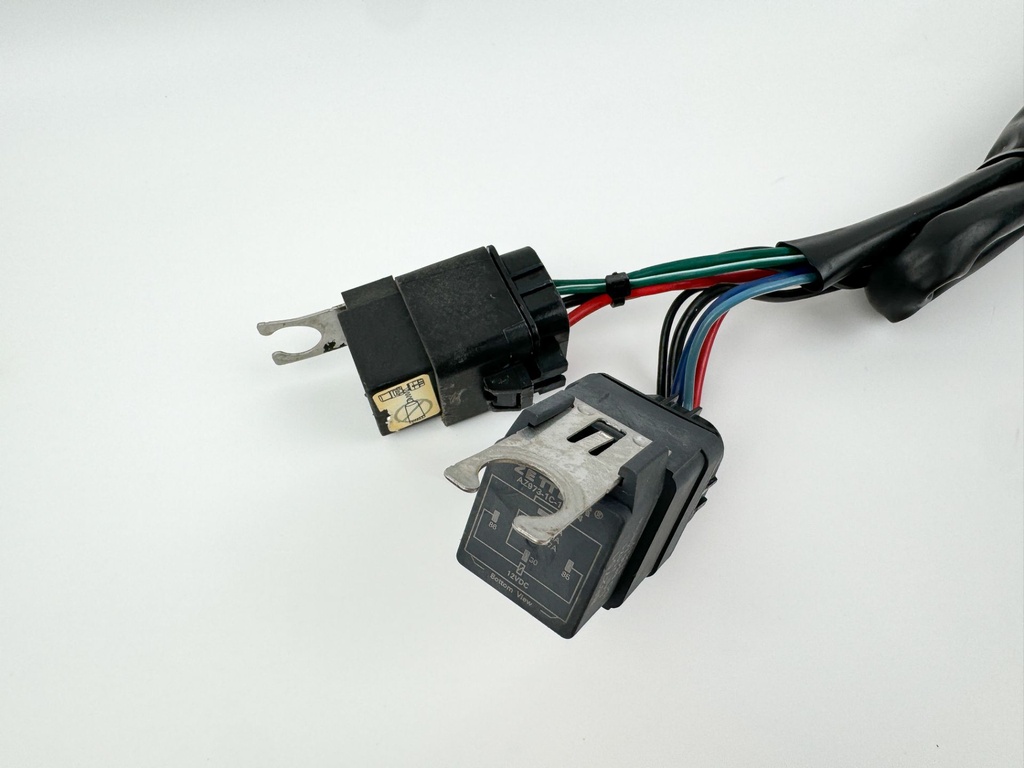 1999 Mercury 200 HP 2 Stroke Outboard Trim Relay Harness 826802A4 OEM