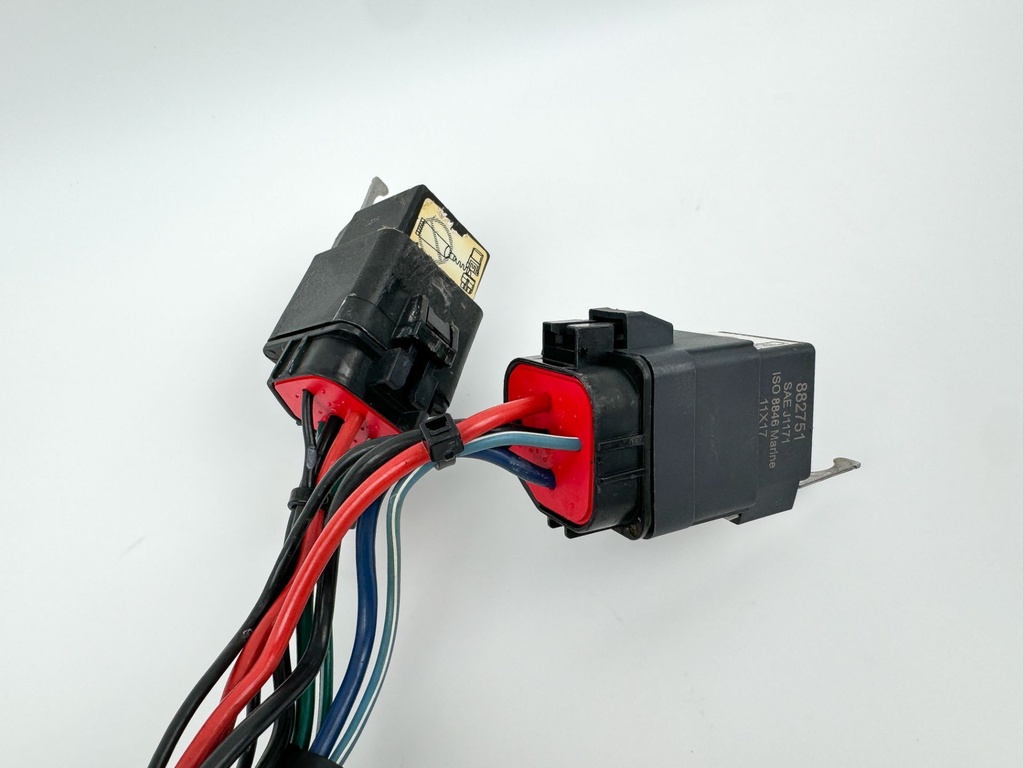 1999 Mercury 200 HP 2 Stroke Outboard Trim Relay Harness 826802A4 OEM