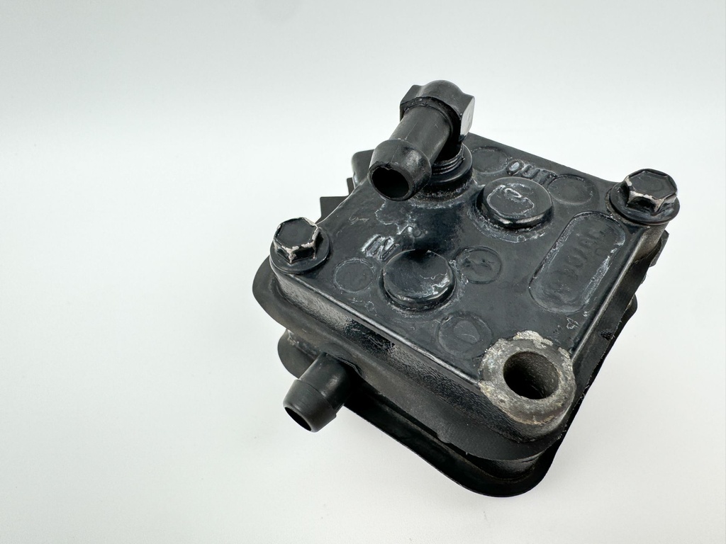 1999 Mercury 200 HP 2 Stroke Outboard Fuel Pump 14360A43 OEM