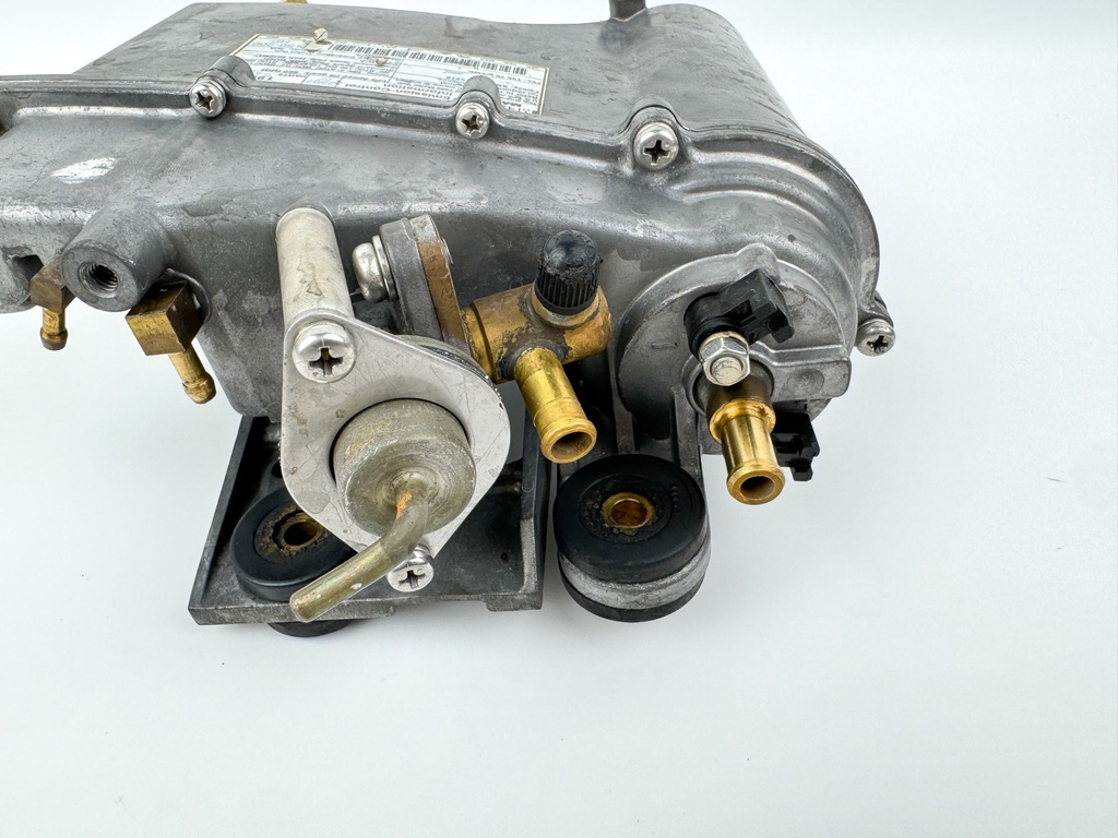 1999 Mercury 200 HP 2 Stroke Outboard Vapor Separator Tank VST 8140111 OEM