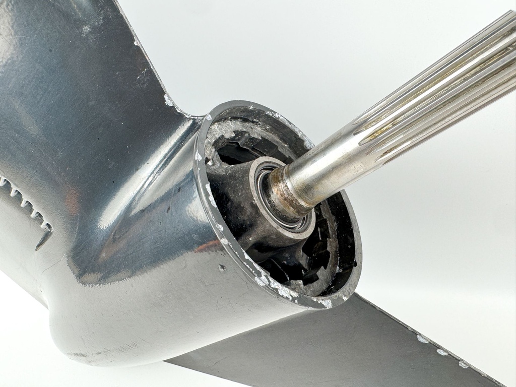 1999 Mercury 200 HP 2 Stroke 25" XL Outboard Lower Unit Gear Case 9148T85