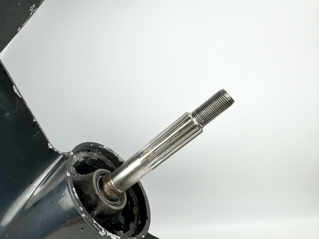 1999 Mercury 200 HP 2 Stroke 25" XL Outboard Lower Unit Gear Case 9148T85