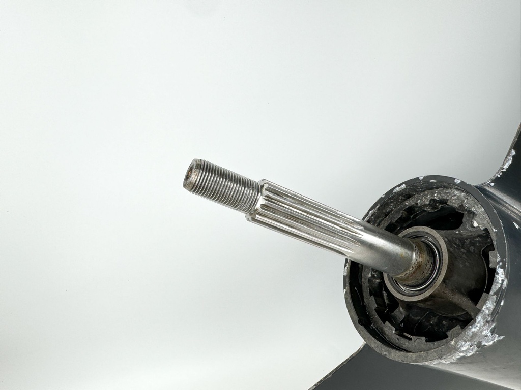 1999 Mercury 200 HP 2 Stroke 25" XL Outboard Lower Unit Gear Case 9148T85