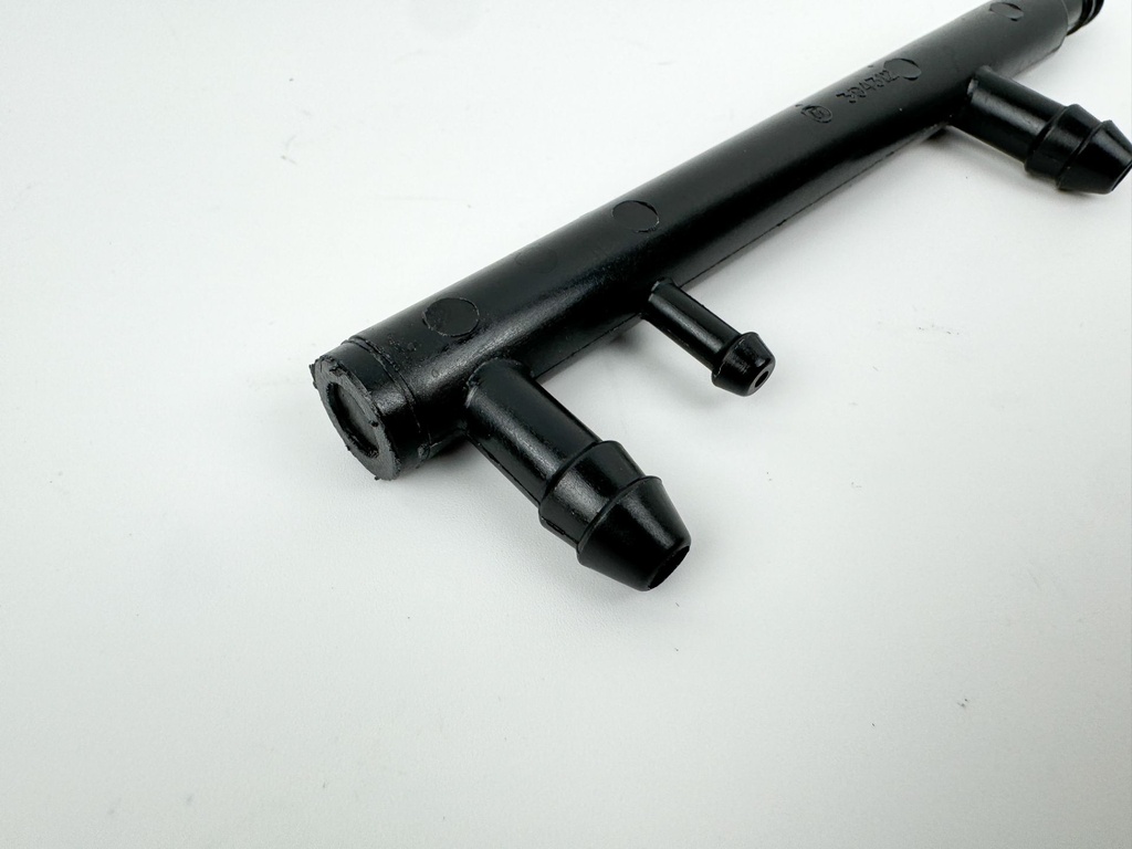 Evinrude Johnson Fuel Manifold Assembly 394312 Brand New OEM