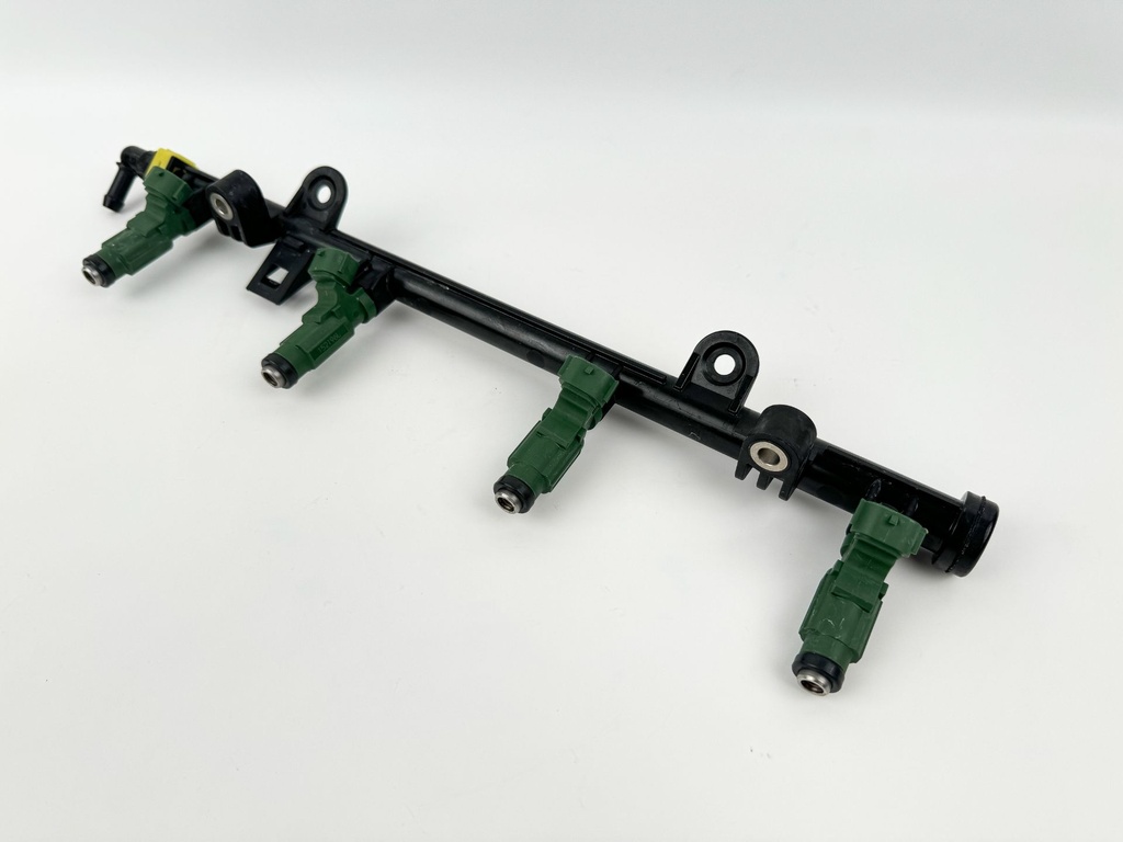 2019 Yamaha 150 HP 4 Stroke Outboard Fuel Injector Set W/ Rail 63P-13160-10-00 OEM